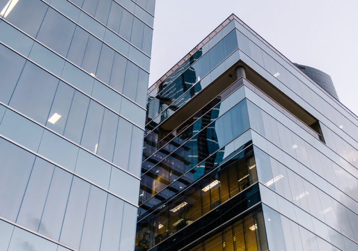 glazing products dealars in abu dhabi